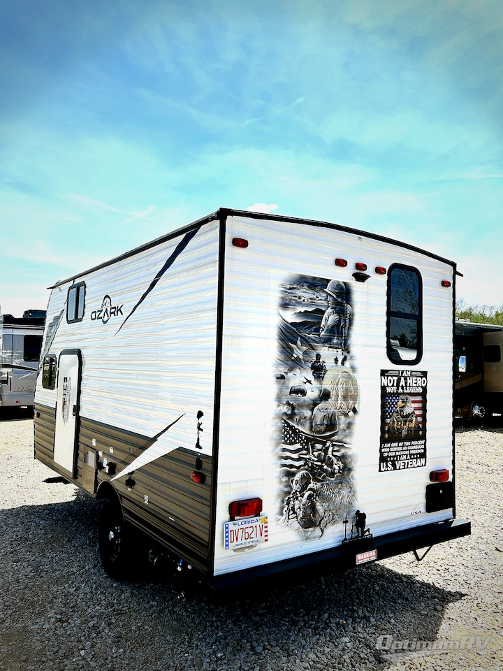 2023 Forest River Ozark 1530VBK Photo 6
