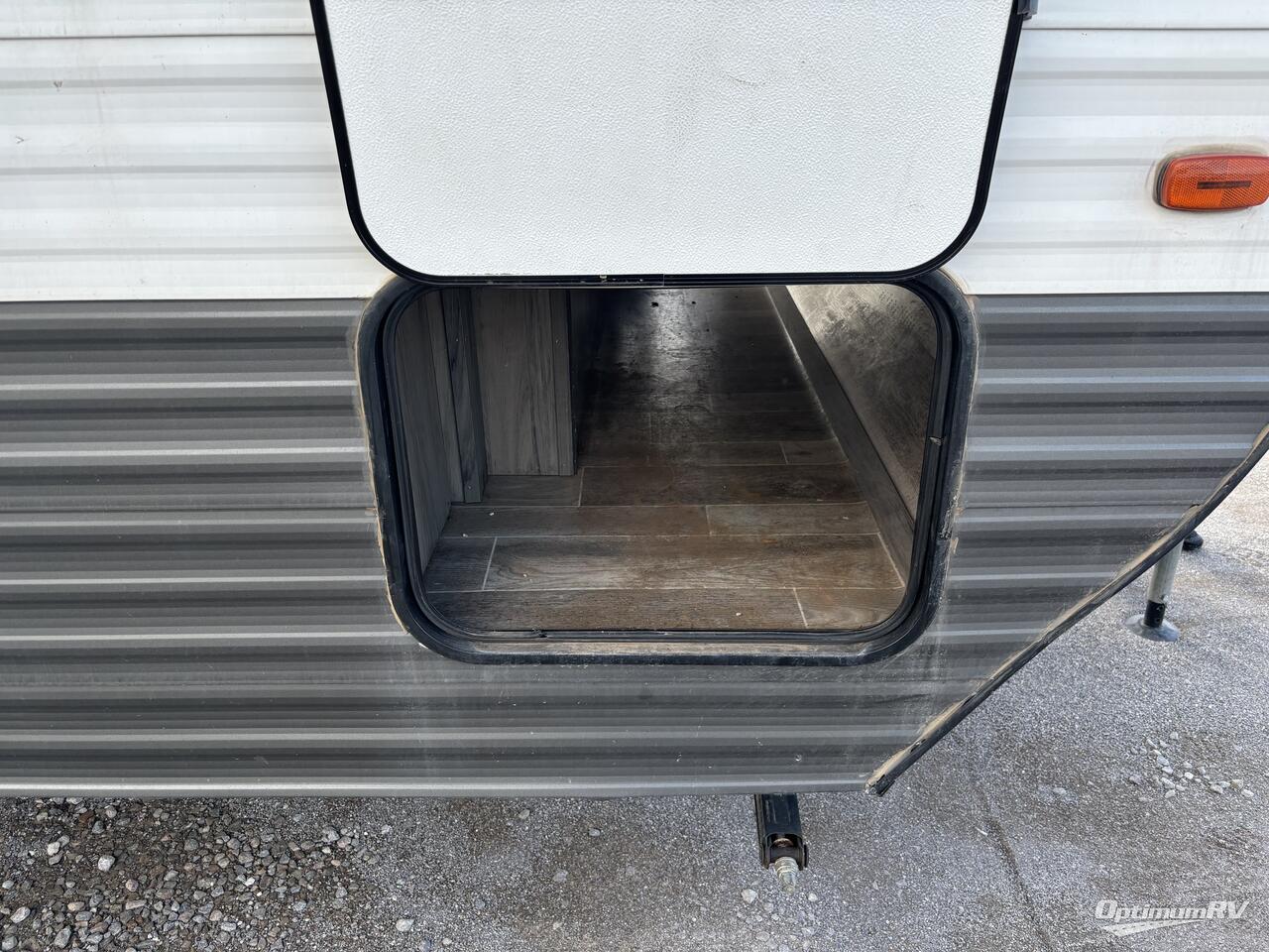 2022 Gulf Stream Kingsport Ultra Lite 268BH Photo 13