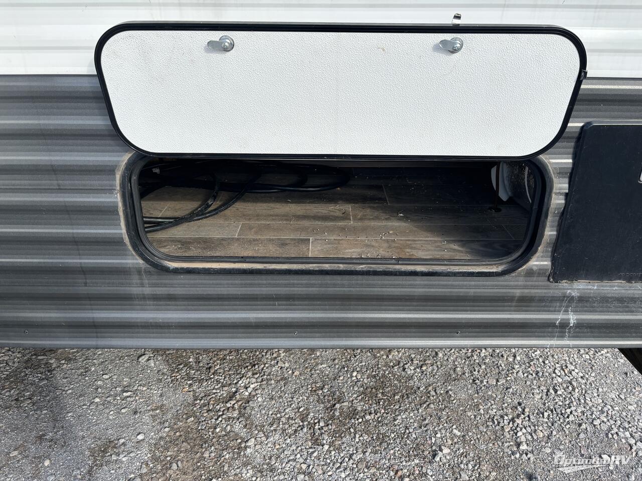 2022 Gulf Stream Kingsport Ultra Lite 268BH Photo 15