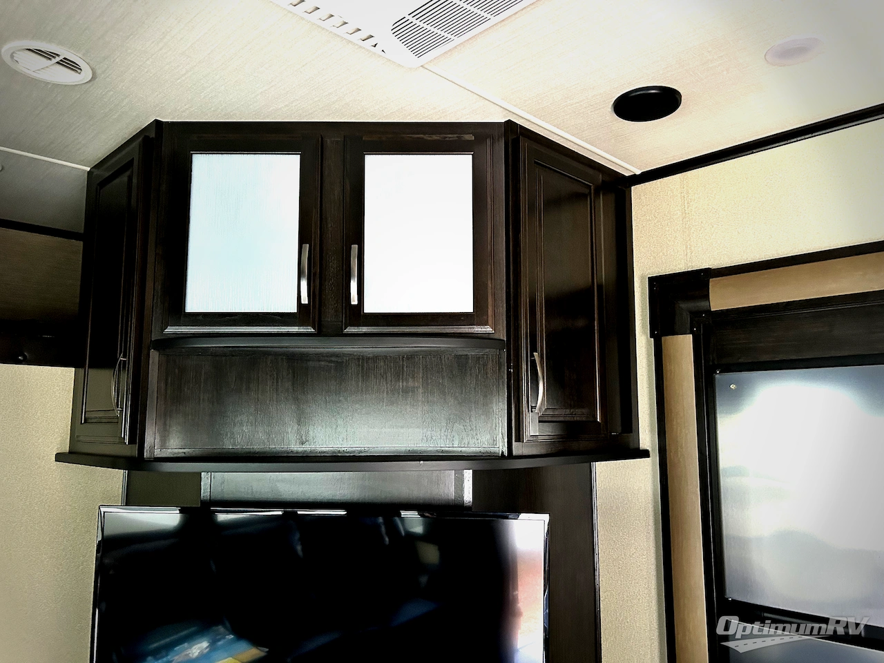 2018 Grand Design Momentum M-Class 350M Photo 10