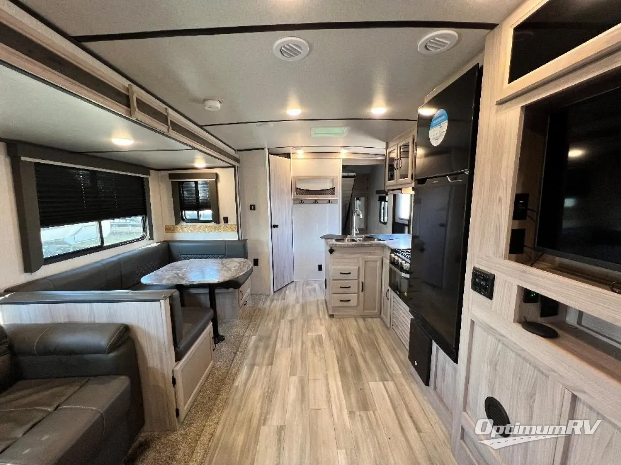 2021 Coachmen Spirit Ultra Lite 2963BH Photo 5