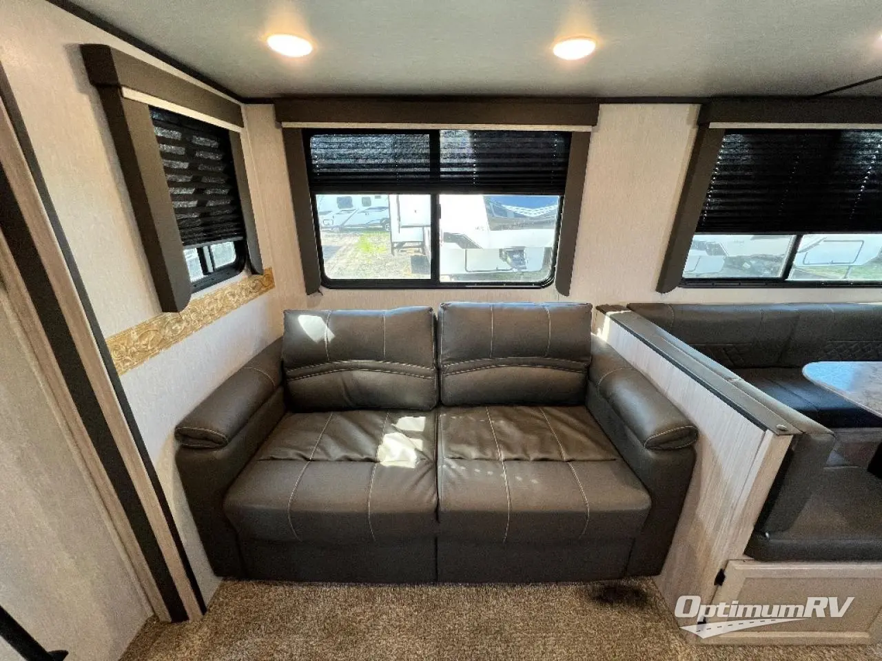 2021 Coachmen Spirit Ultra Lite 2963BH Photo 8