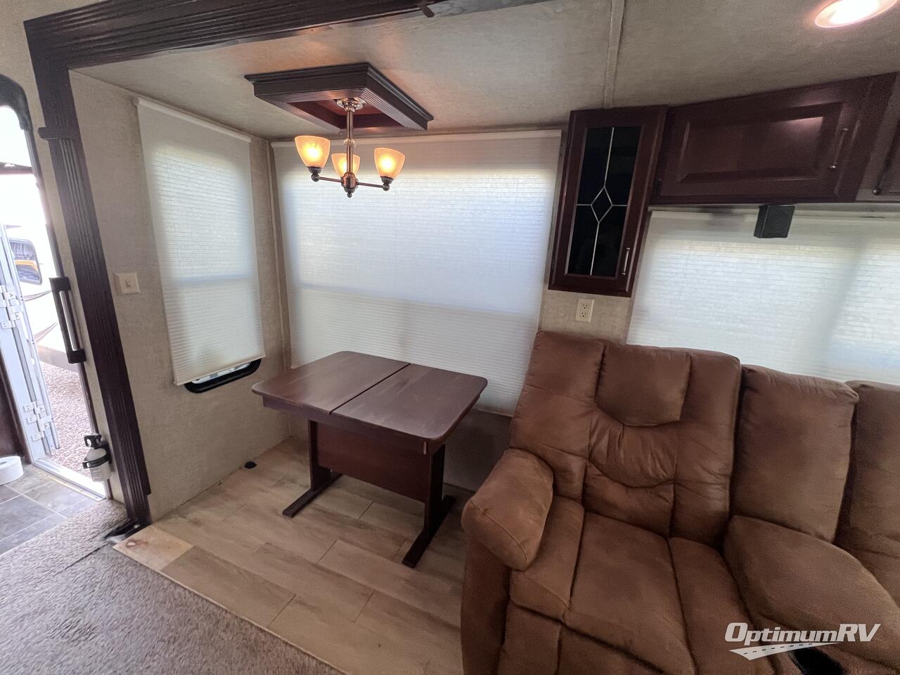 2013 Keystone alpine 3555RL Photo 9