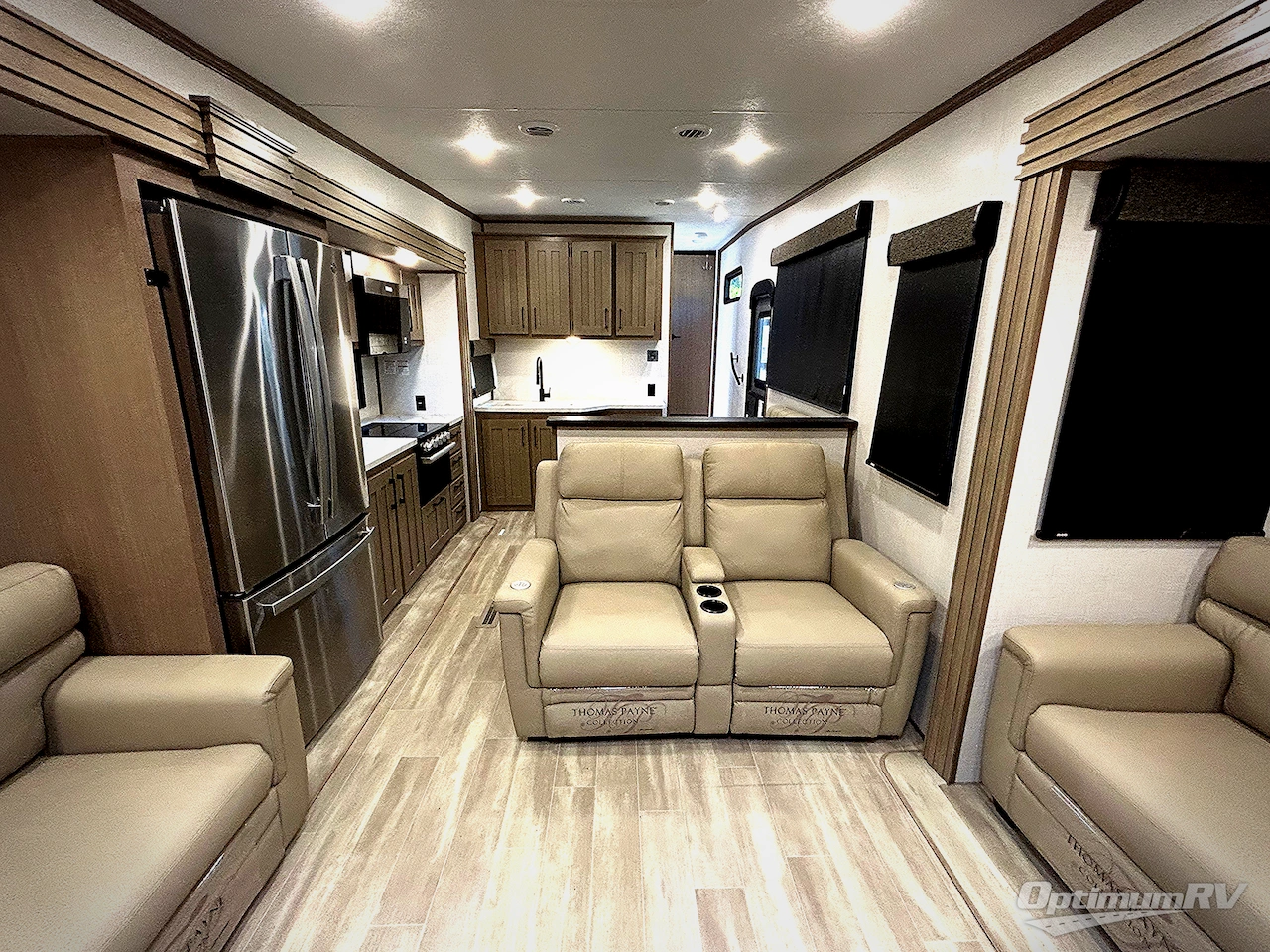 2024 KZ Durango Half-Ton D290RLT Photo 4