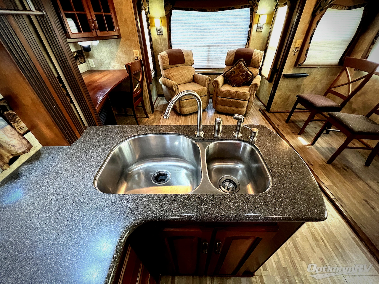 2012 Keystone alpine 3200RL Photo 16