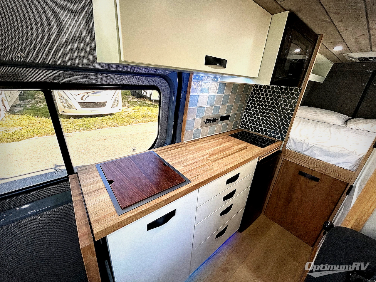 2024 27North Adventure Vans Venture 170 Photo 6