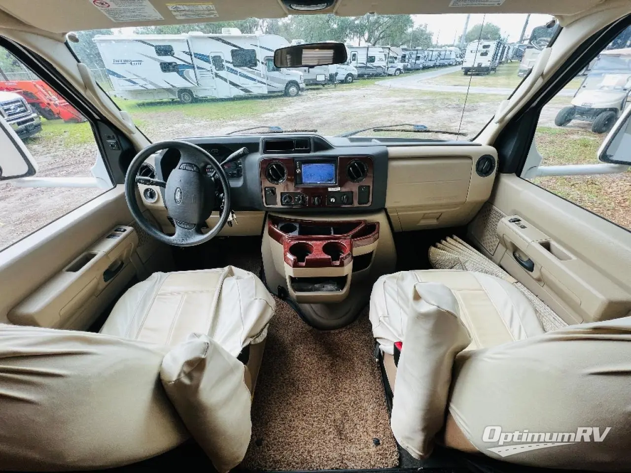 2015 Coachmen Concord 300DS Ford Photo 4