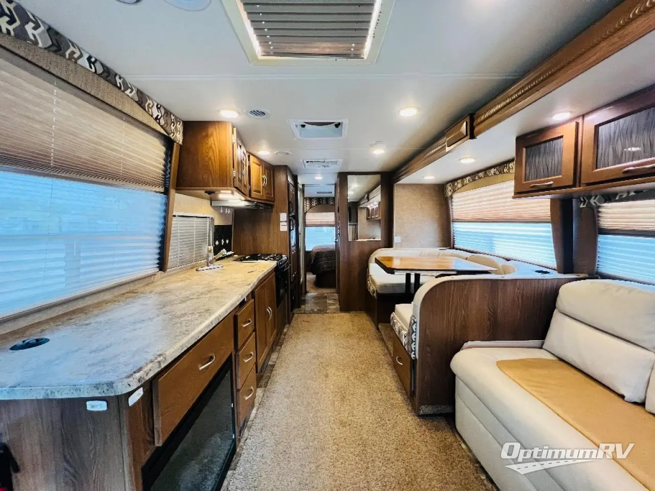 2015 Coachmen Concord 300DS Ford Photo 6