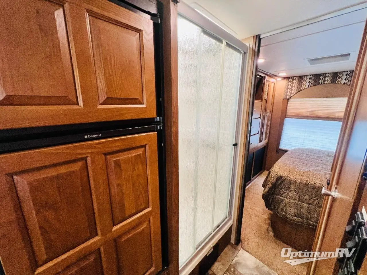 2015 Coachmen Concord 300DS Ford Photo 16