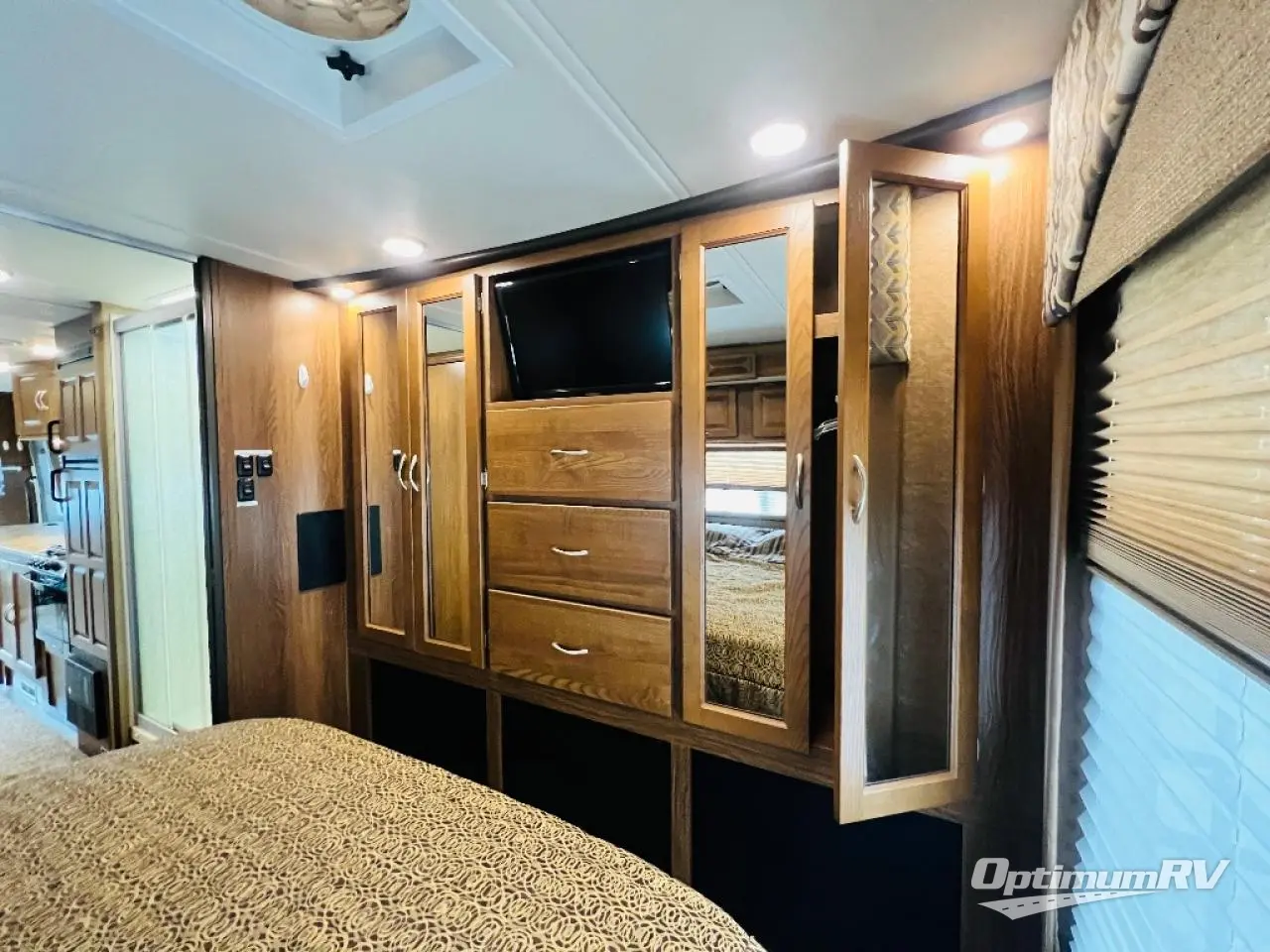 2015 Coachmen Concord 300DS Ford Photo 21