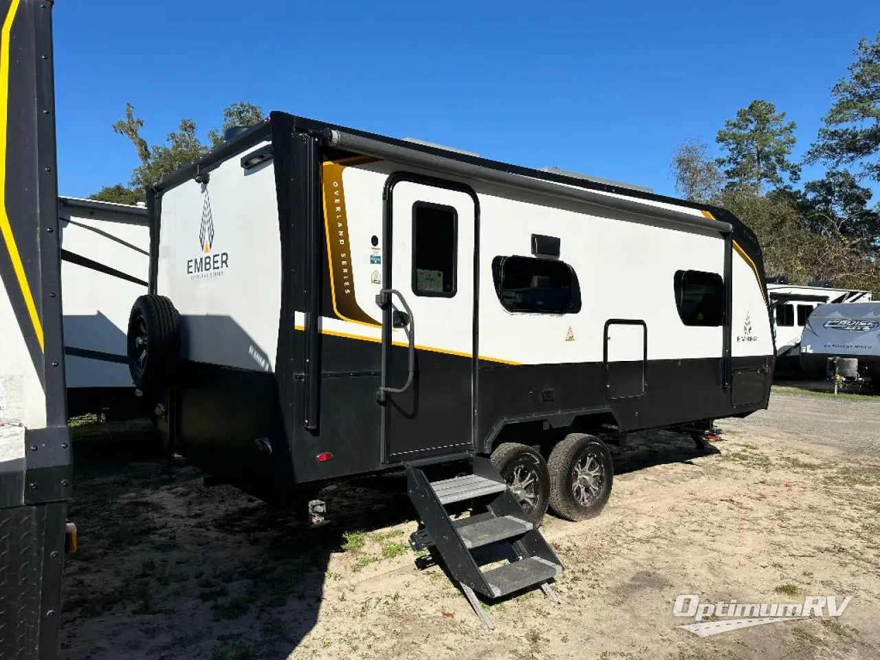 2022 Ember Overland Series 201FBQ Photo 2