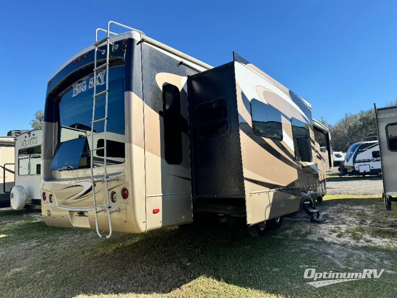 2014 Keystone Montana Big Sky 3582RL Photo 2