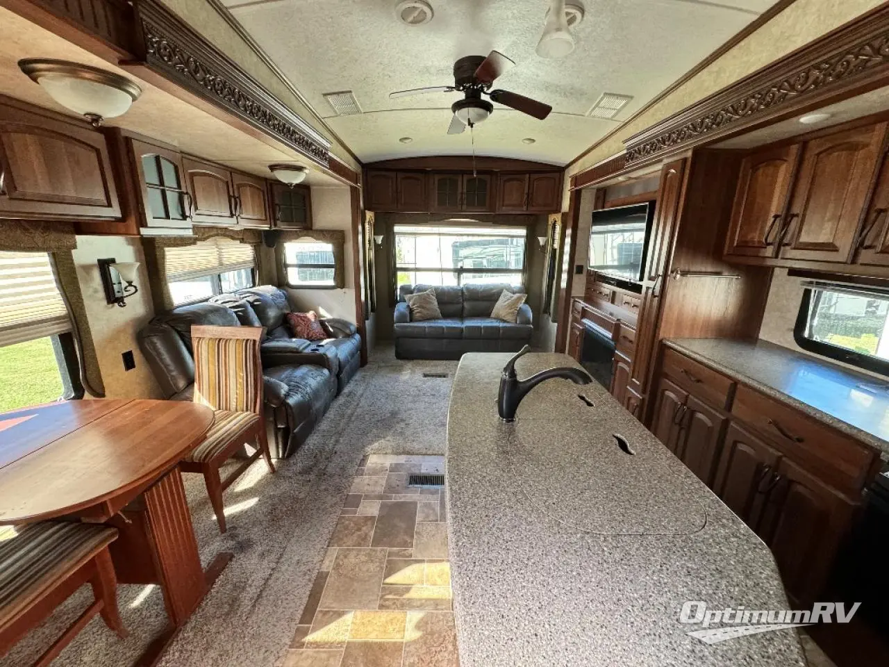 2014 Keystone Montana Big Sky 3582RL Photo 4