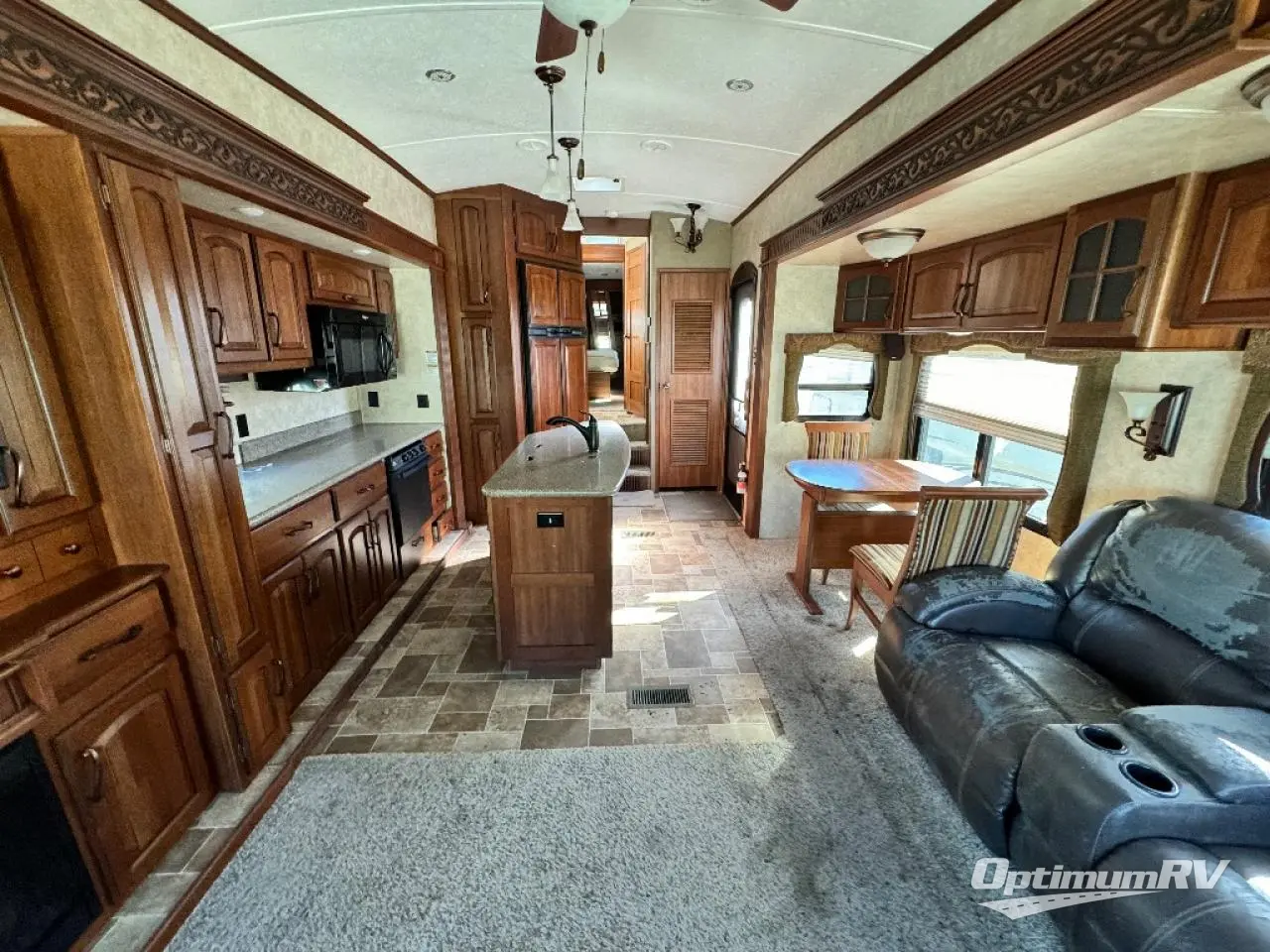 2014 Keystone Montana Big Sky 3582RL Photo 5