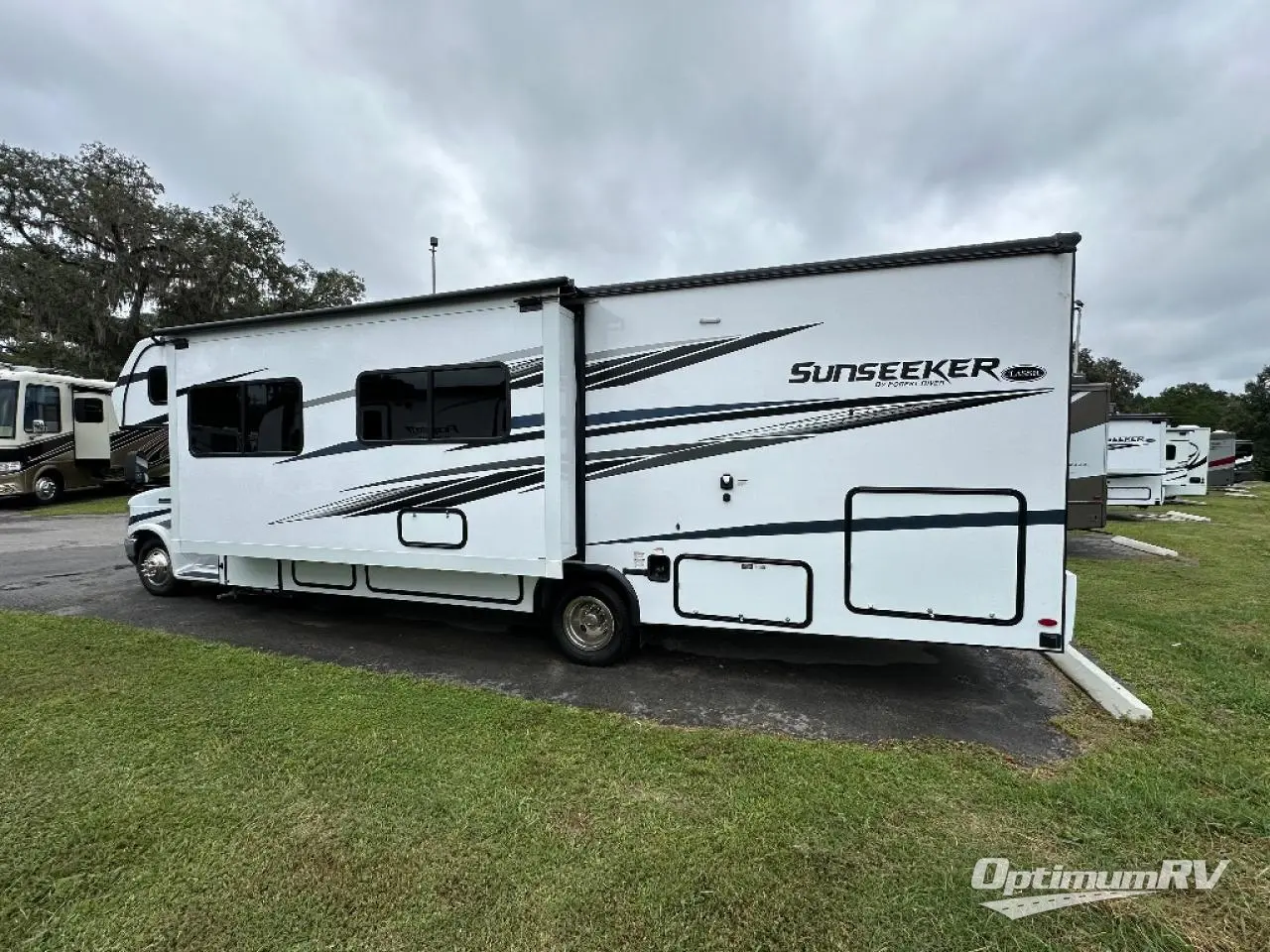2023 Forest River Sunseeker Classic 3010DS Ford Photo 3