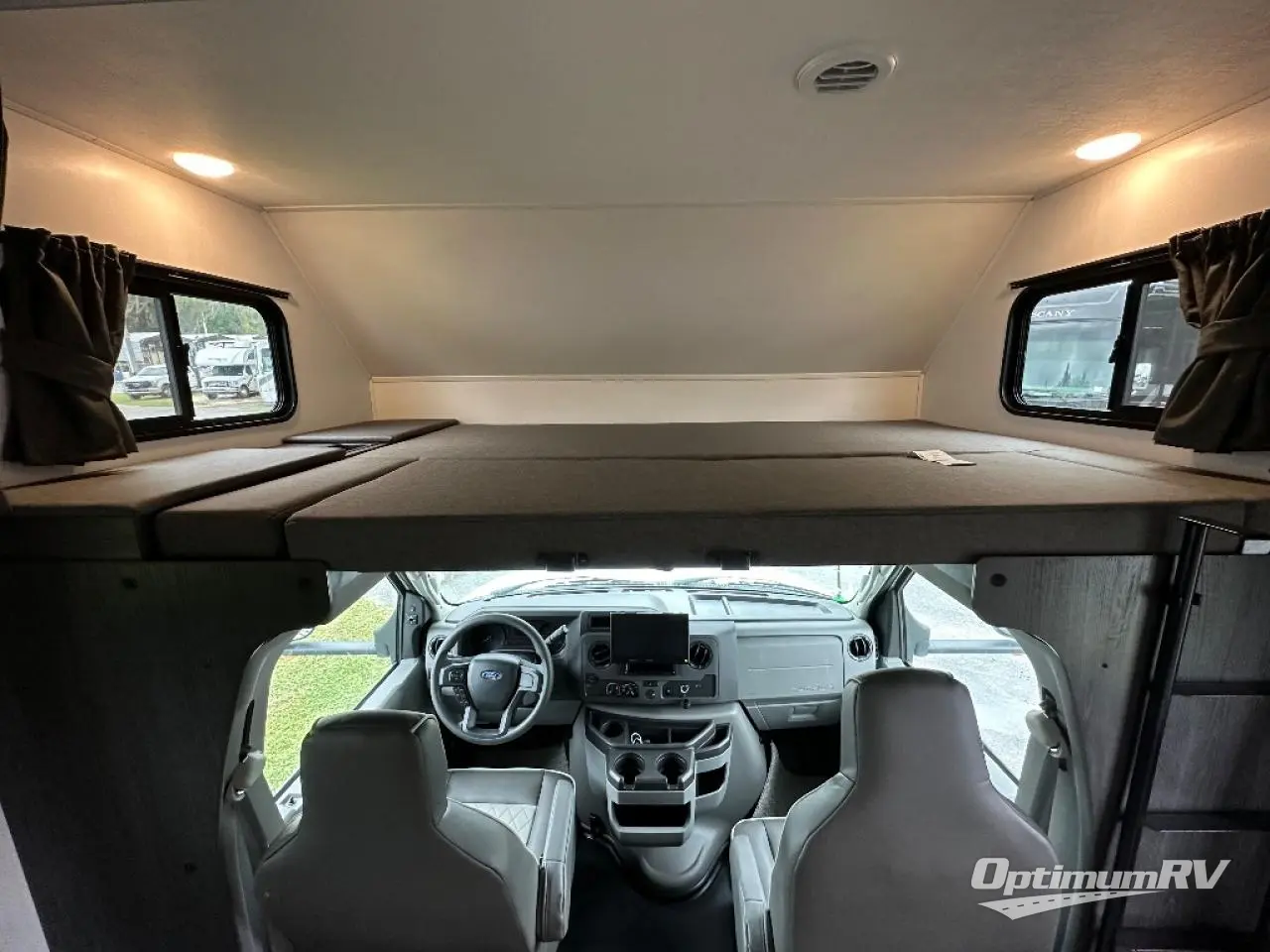 2024 Forest River Sunseeker Classic 3010DS Ford Photo 5
