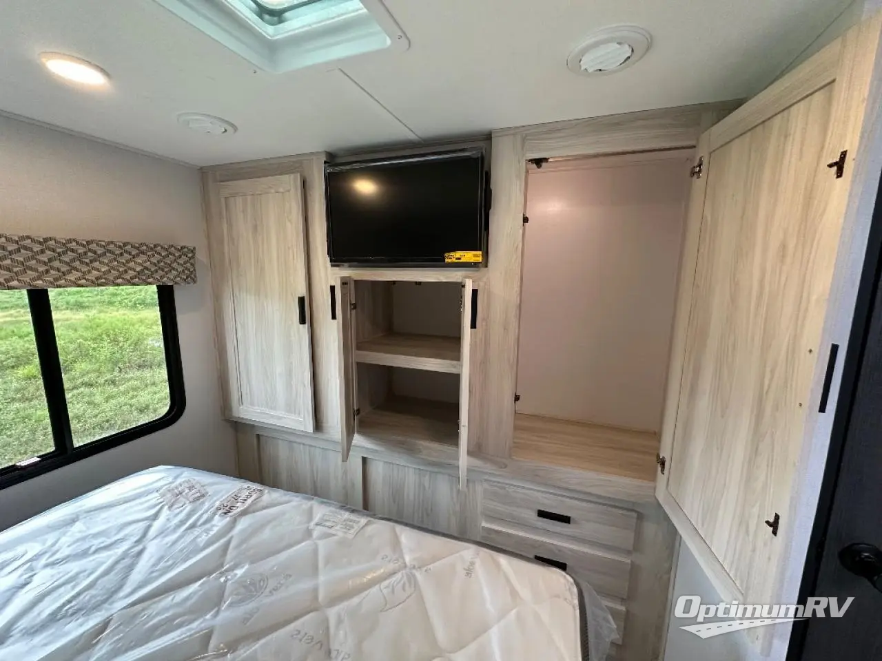 2024 Forest River Sunseeker Classic 3010DS Ford Photo 21