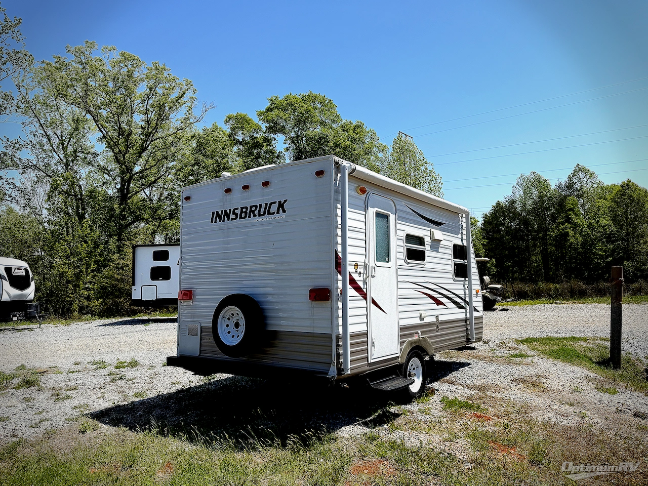 2011 Gulf Stream Ameri-Lite 15BH Photo 2