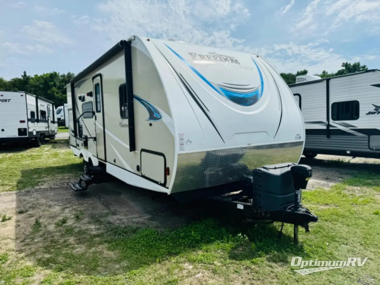 2018 Coachmen Freedom Express 248RBS Photo 1