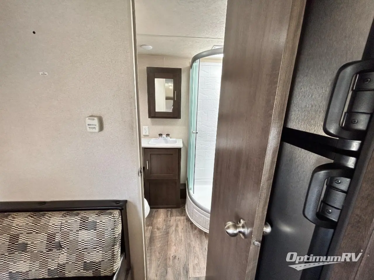 2018 Forest River Wildwood 171RBXL Photo 13