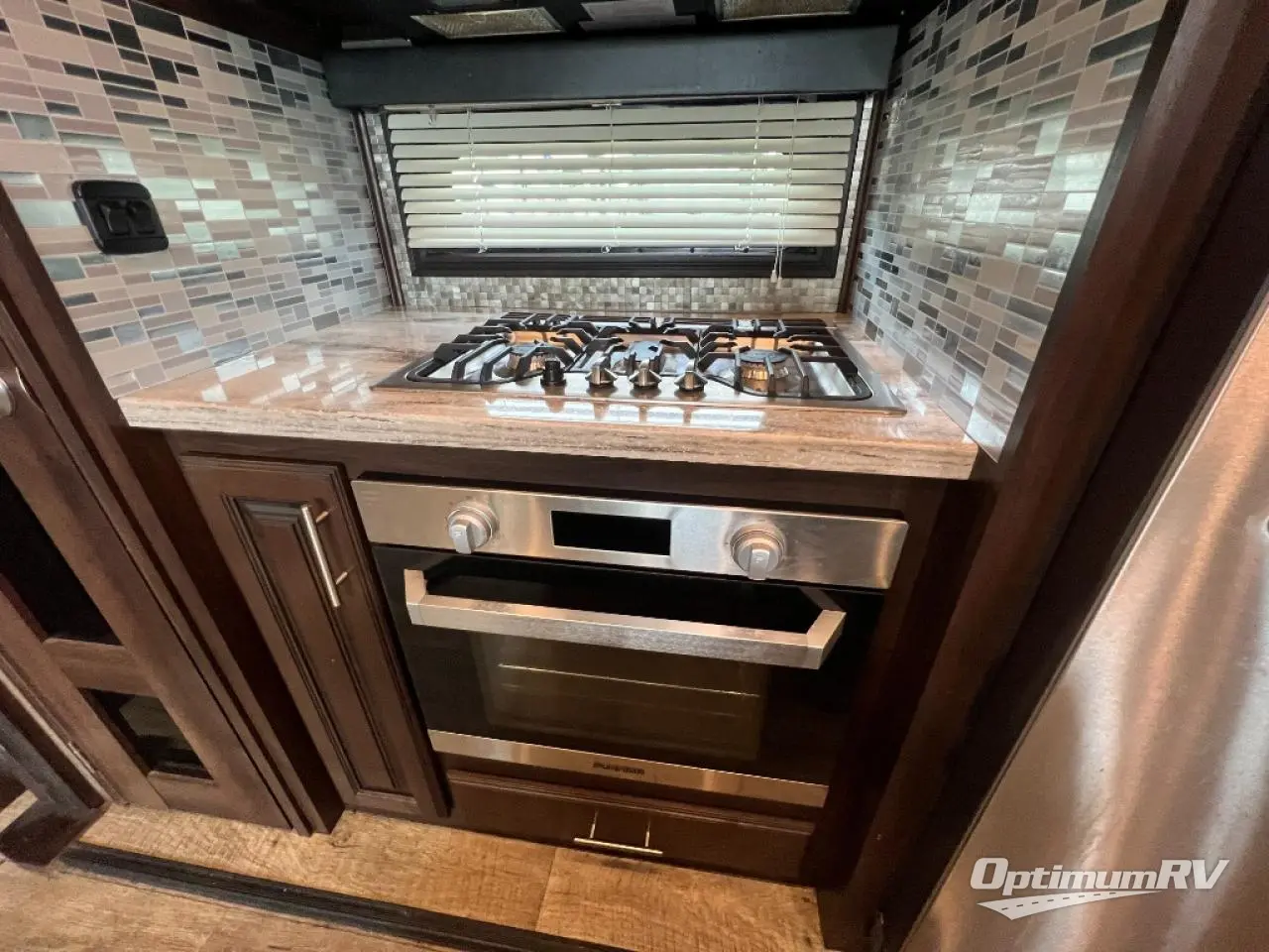 2019 Jayco North Point 385THWS Photo 17