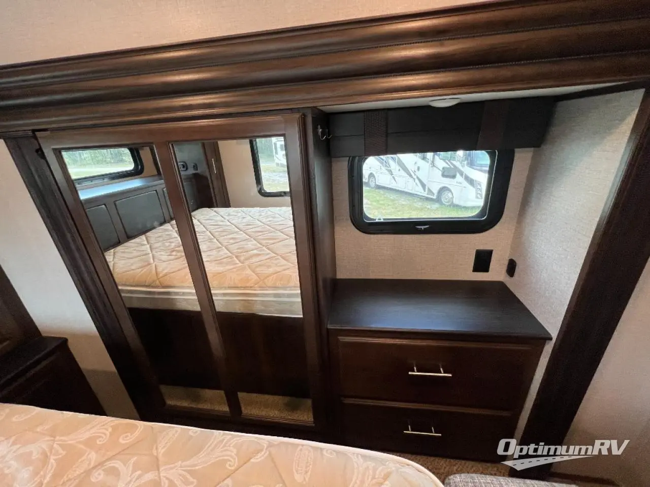 2019 Jayco North Point 385THWS Photo 26