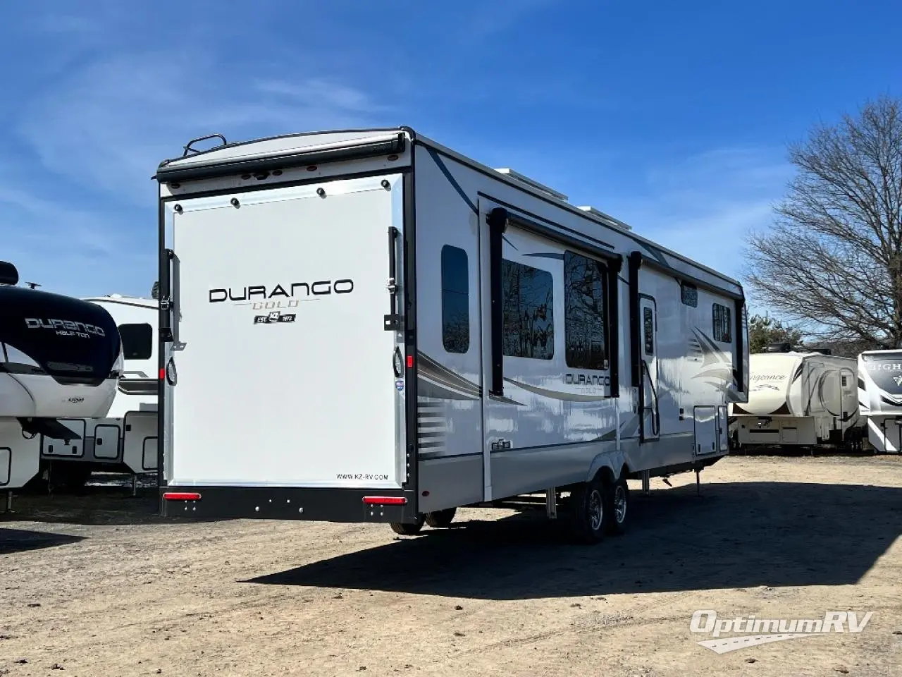 2024 KZ Durango Gold G382MBQ Photo 2