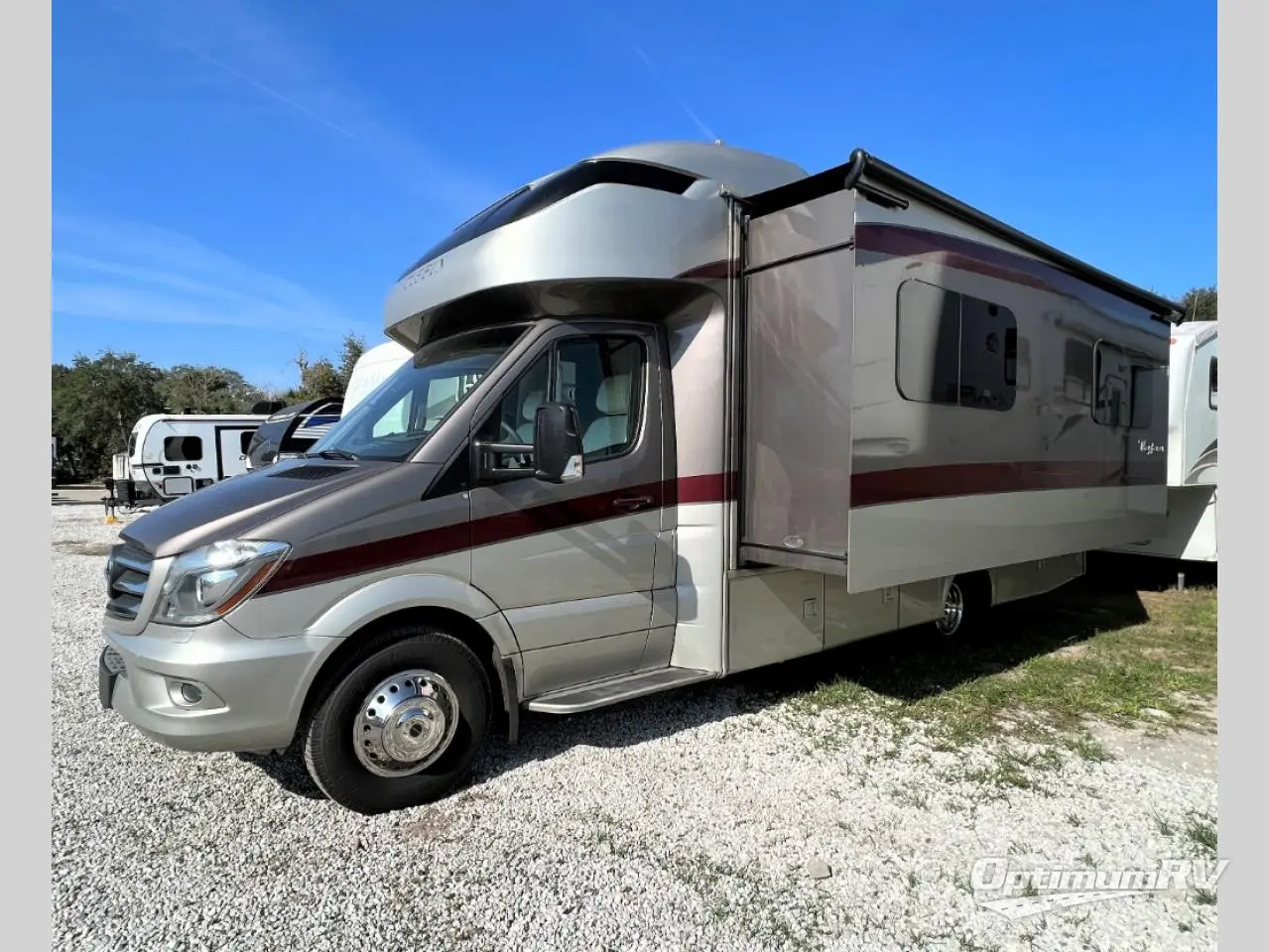 2019 Tiffin Wayfarer 24 FW Photo 3