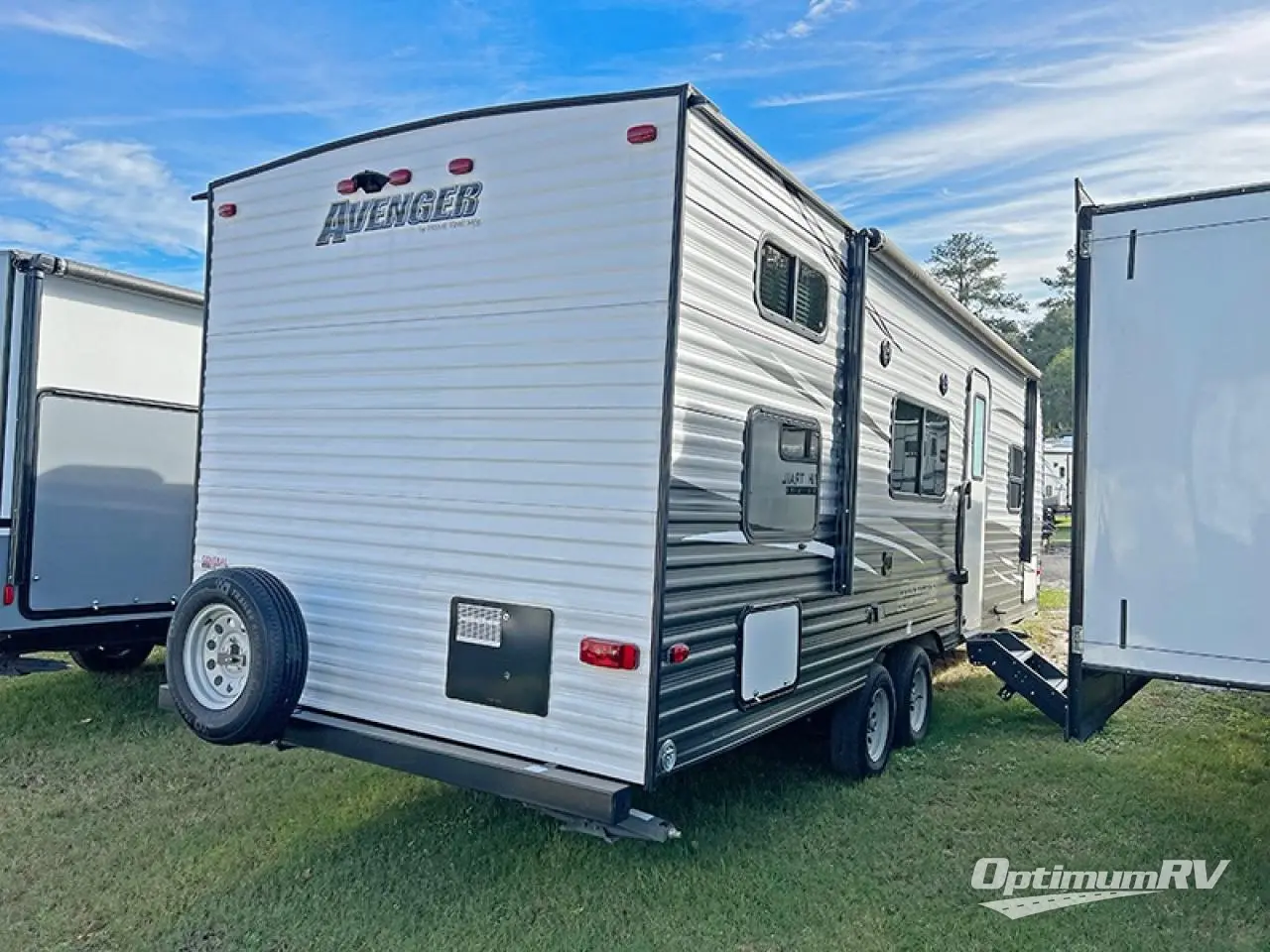 2019 Prime Time Avenger 26BH Photo 2