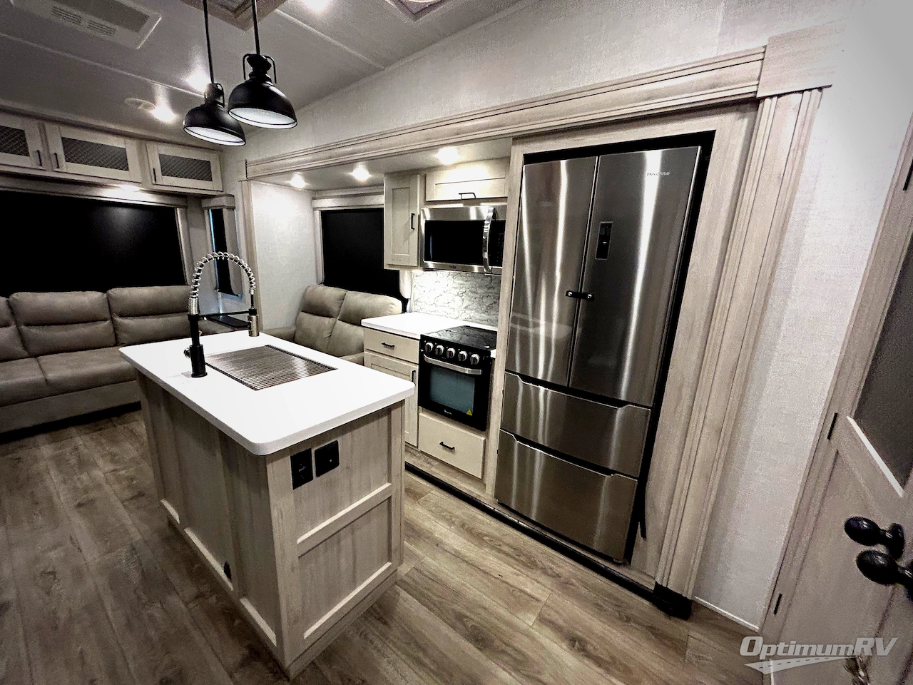 2021 East To West Tandara 320RL Photo 14