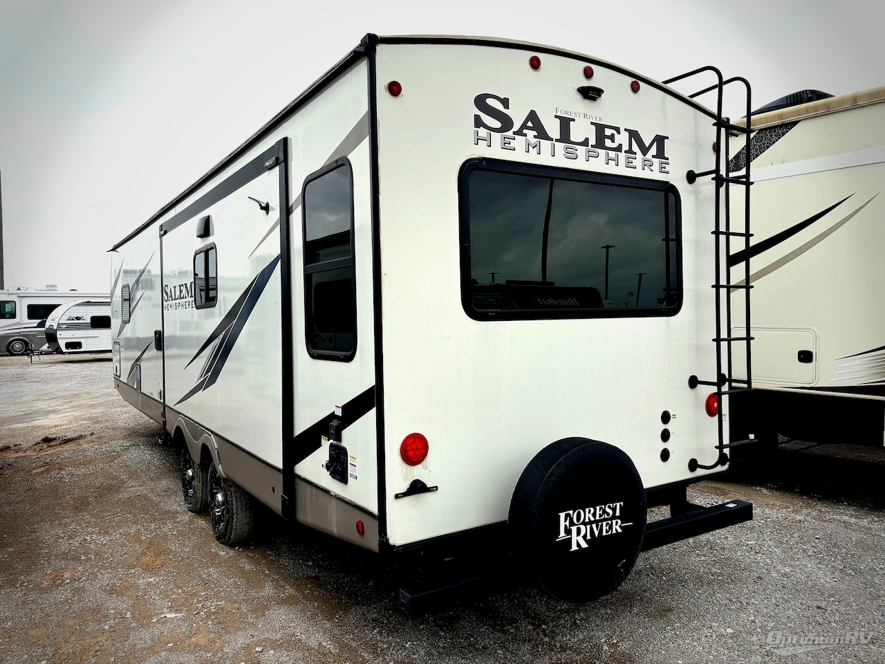 2022 Forest River Salem Hemisphere 271RL Photo 3