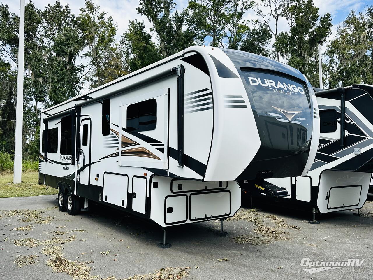 2022 KZ Durango Gold G358RPQ Photo 1