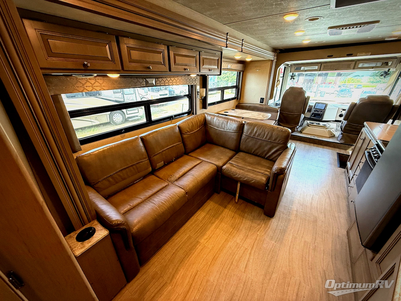 2019 Thor Windsport 35M Photo 5