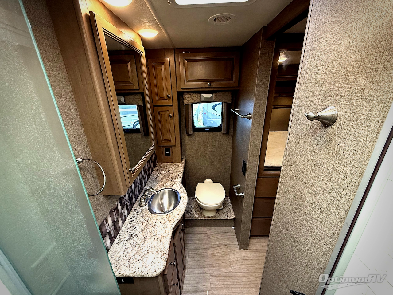 2019 Thor Windsport 35M Photo 20