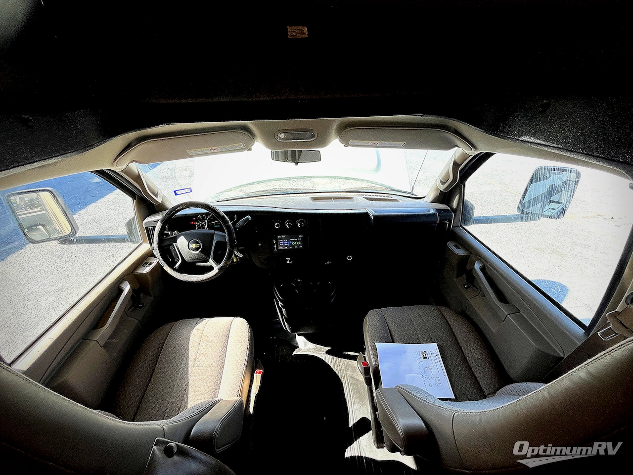 2019 Coachmen Freelander 27QB Chevy 4500 Photo 4