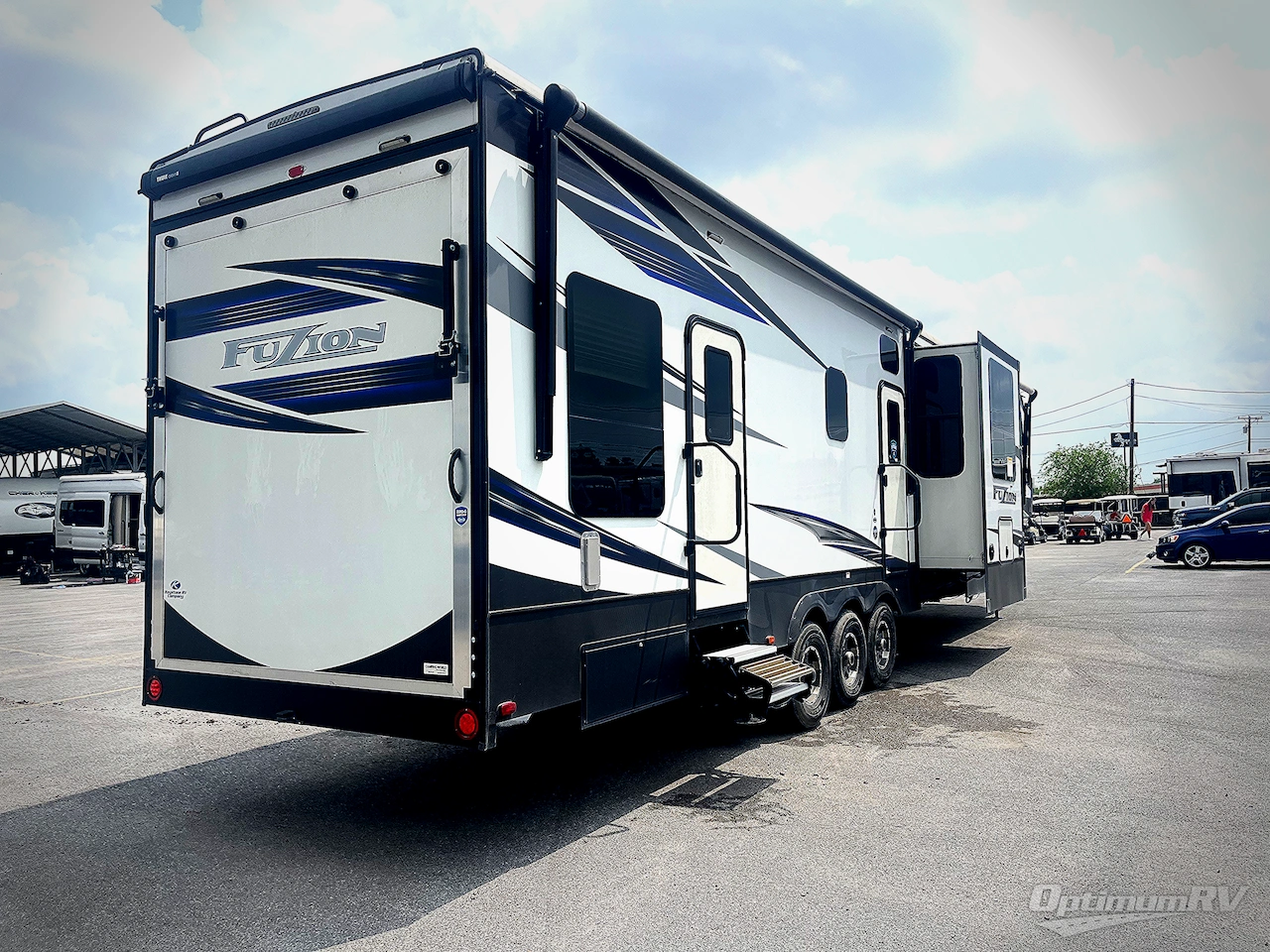 2020 Keystone Fuzion 429 Photo 3