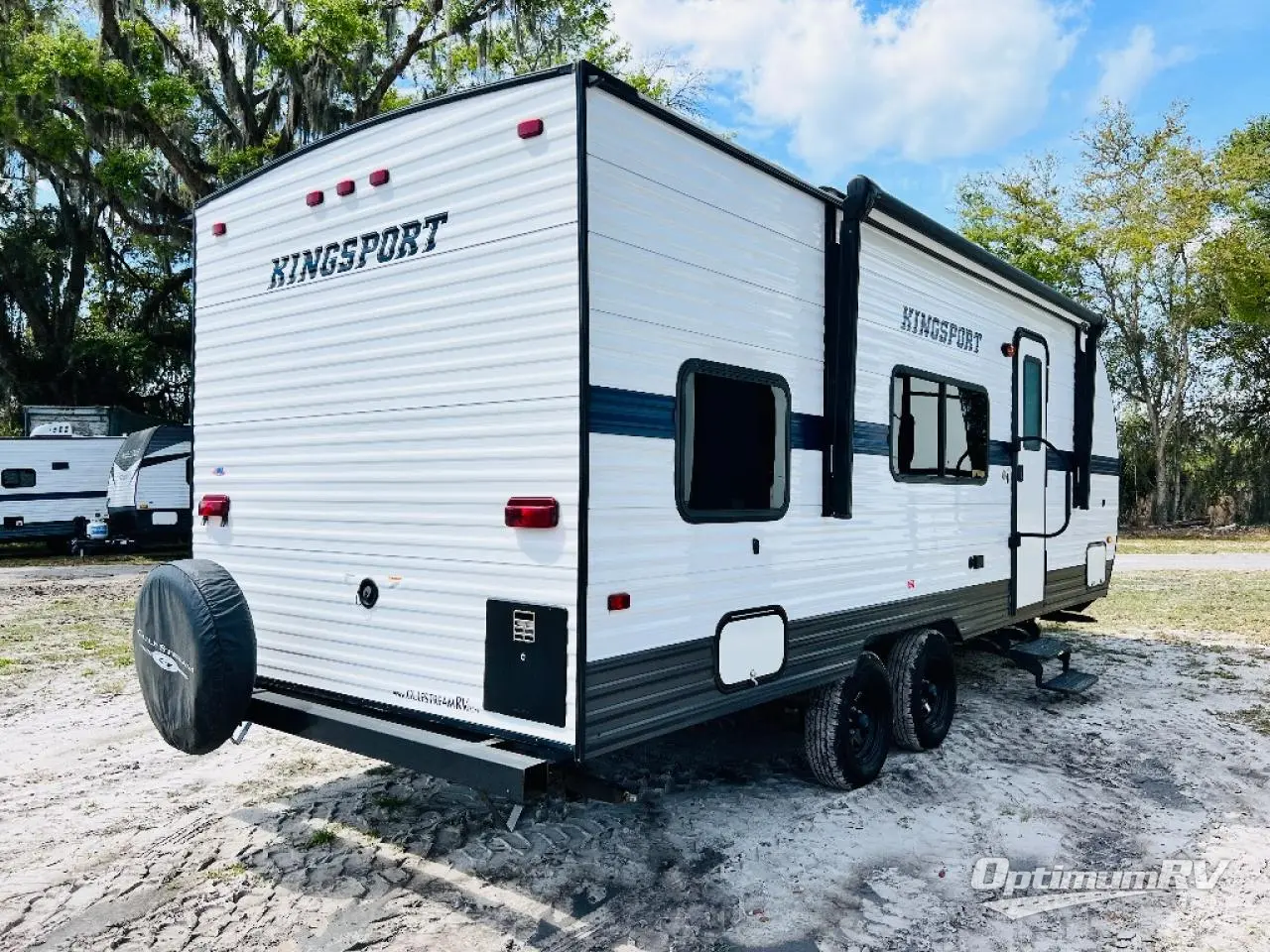 2022 Gulf Stream Kingsport Ultra Lite 248BH Photo 2