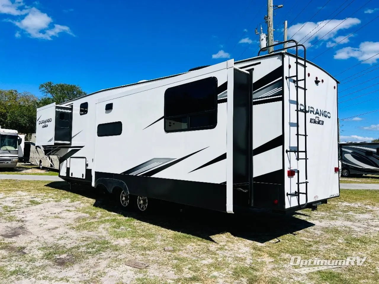 2022 KZ Durango D326RLT Photo 3