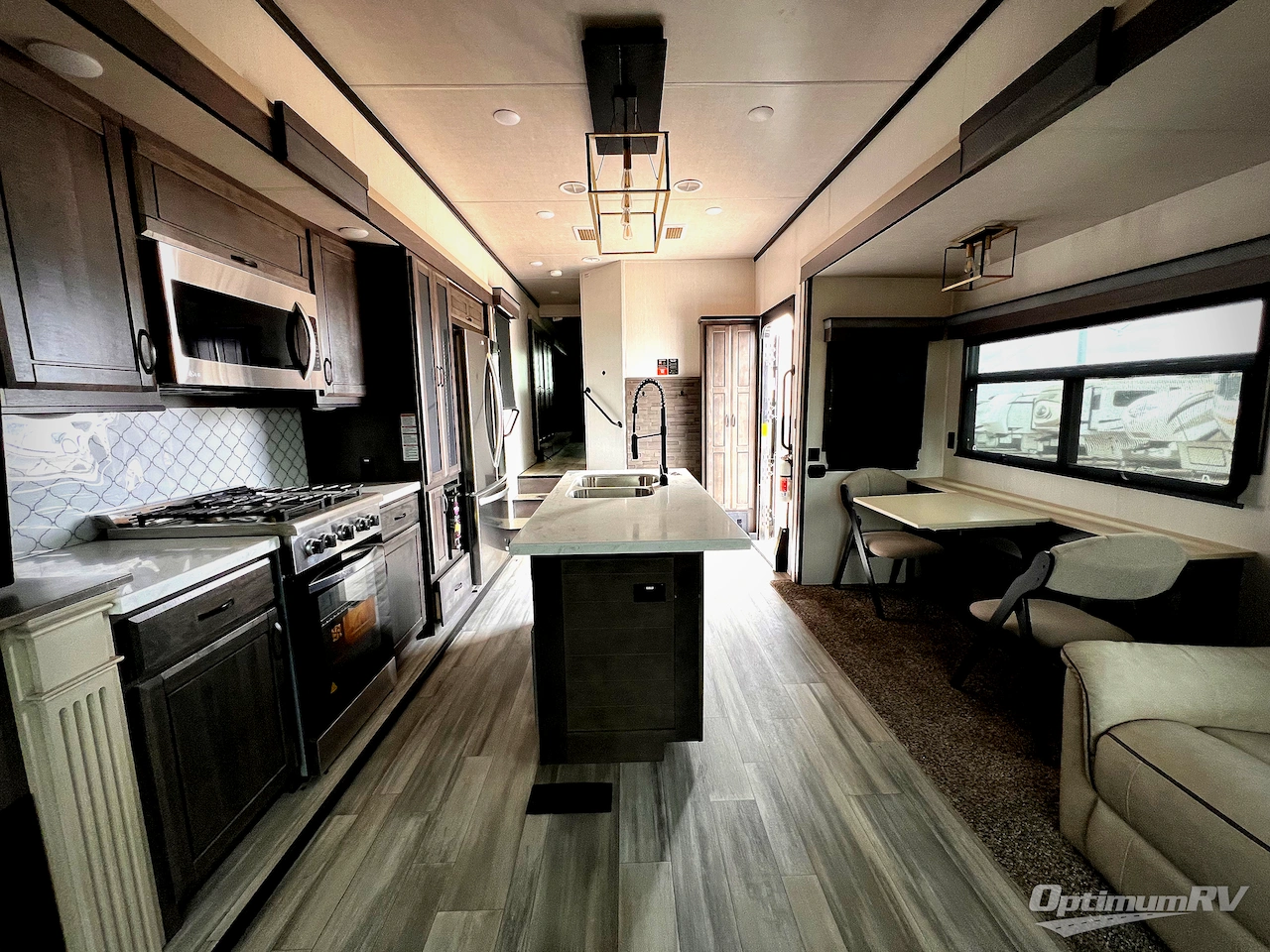 2022 Forest River Cedar Creek Champagne Edition 38EBS Photo 4