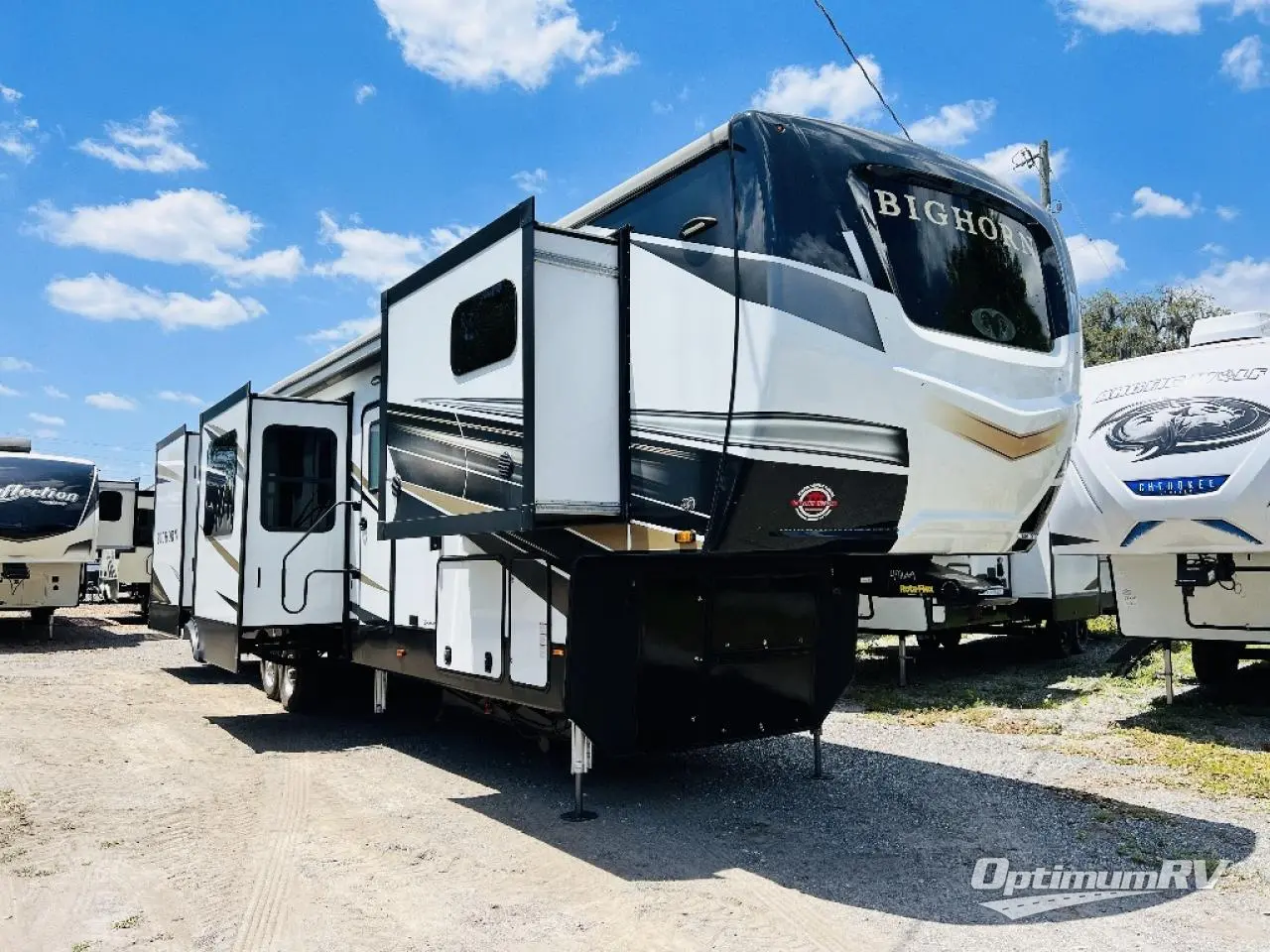 2021 Heartland Bighorn 3995FK Photo 1