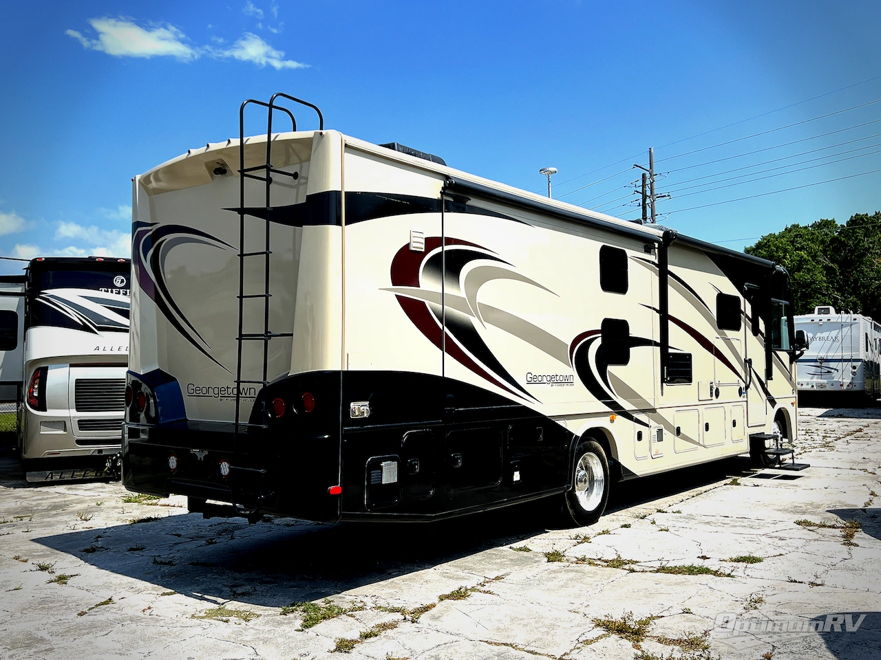 2018 Forest River Georgetown 5 Series 36B5 Photo 2