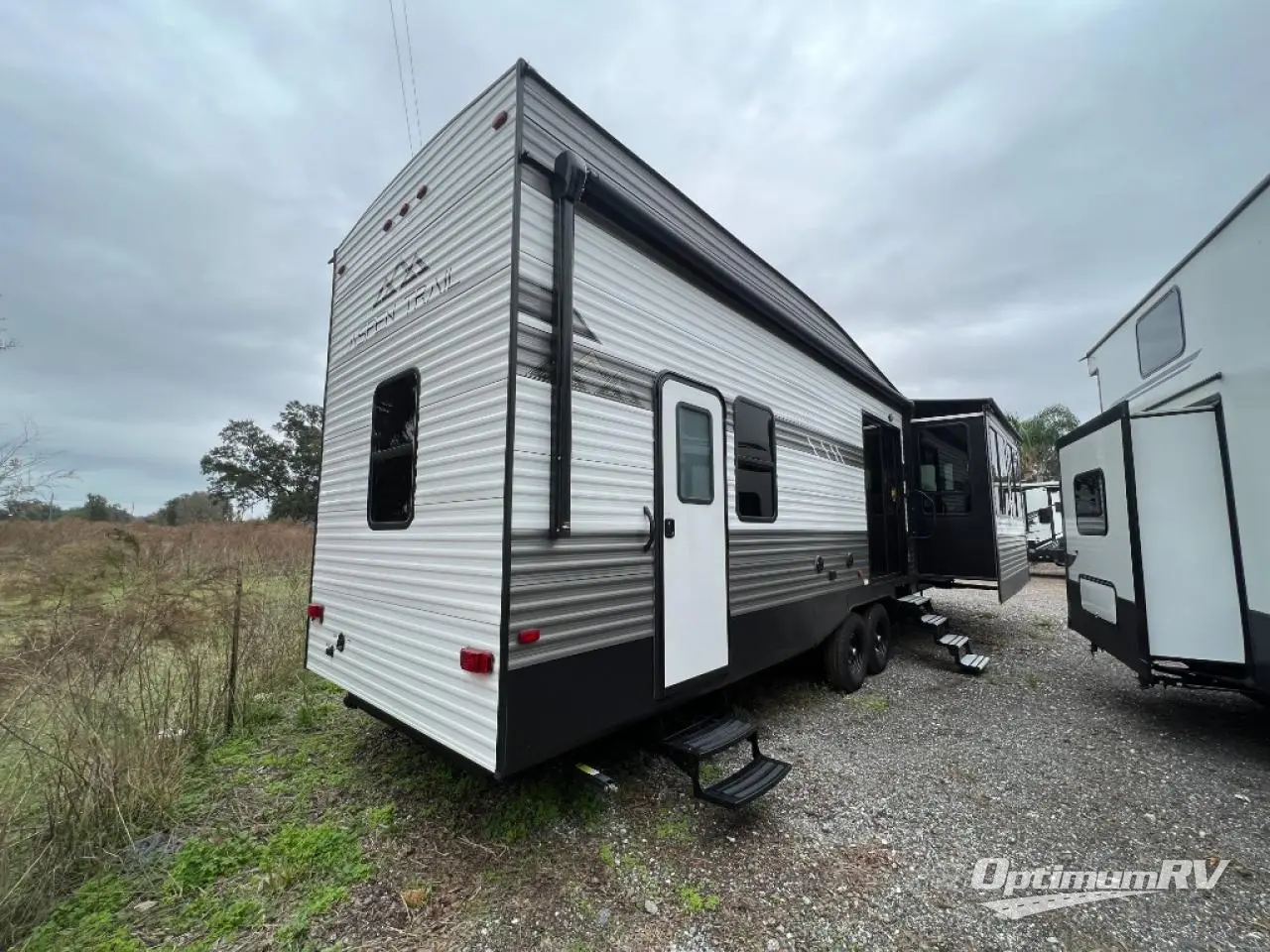 2024 Dutchmen Aspen Trail 390LOFT Photo 3