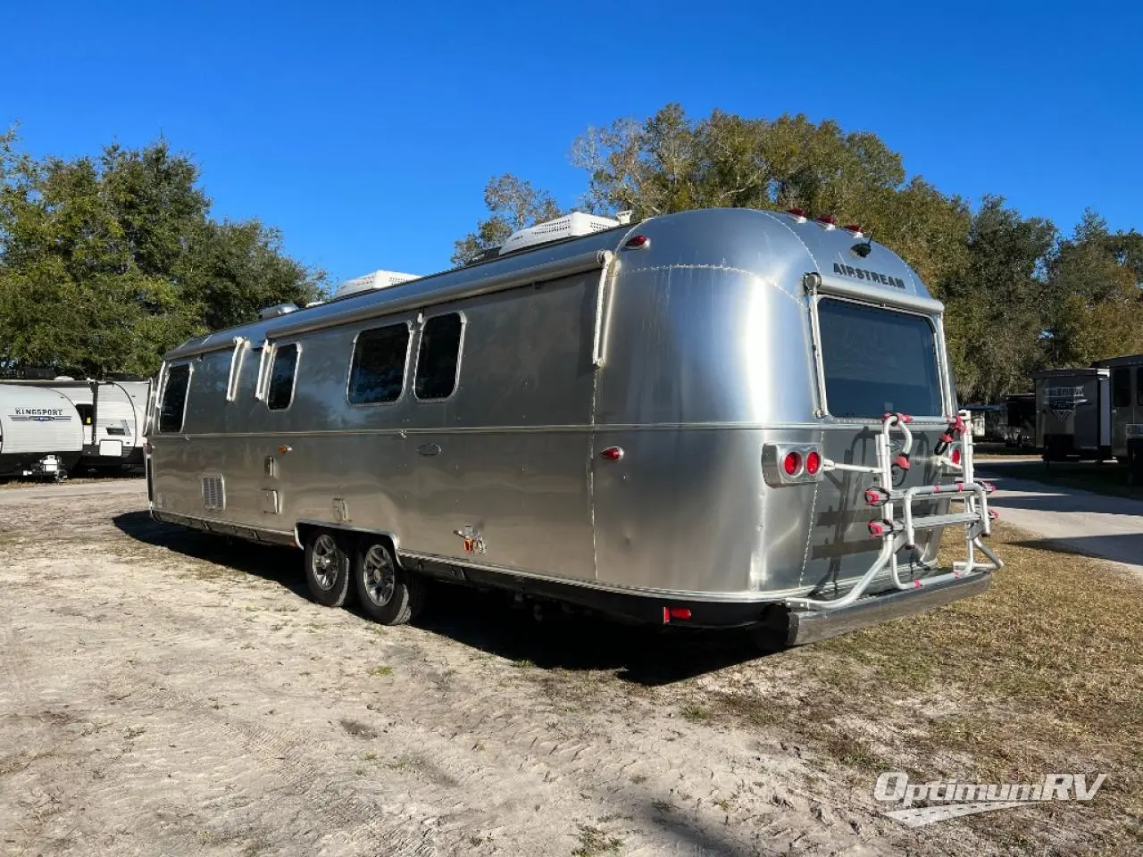 2018 Airstream Classic 33FB Photo 5