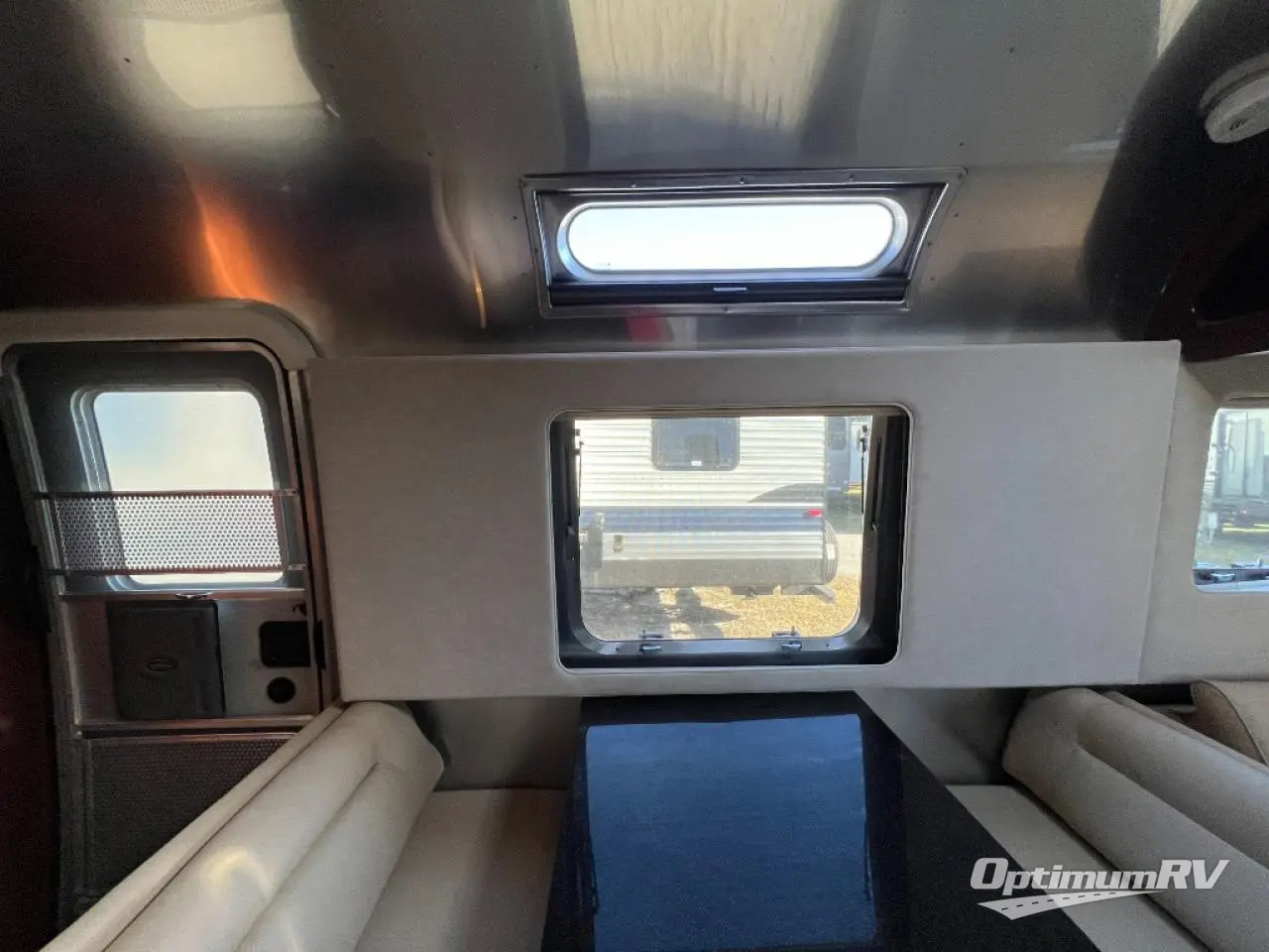 2018 Airstream Classic 33FB Photo 25