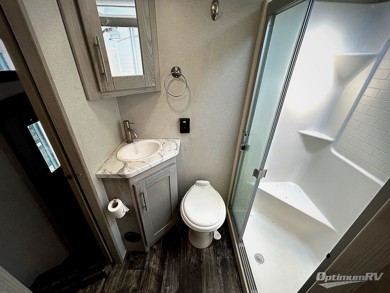 2021 Keystone Fuzion 373 Photo 11