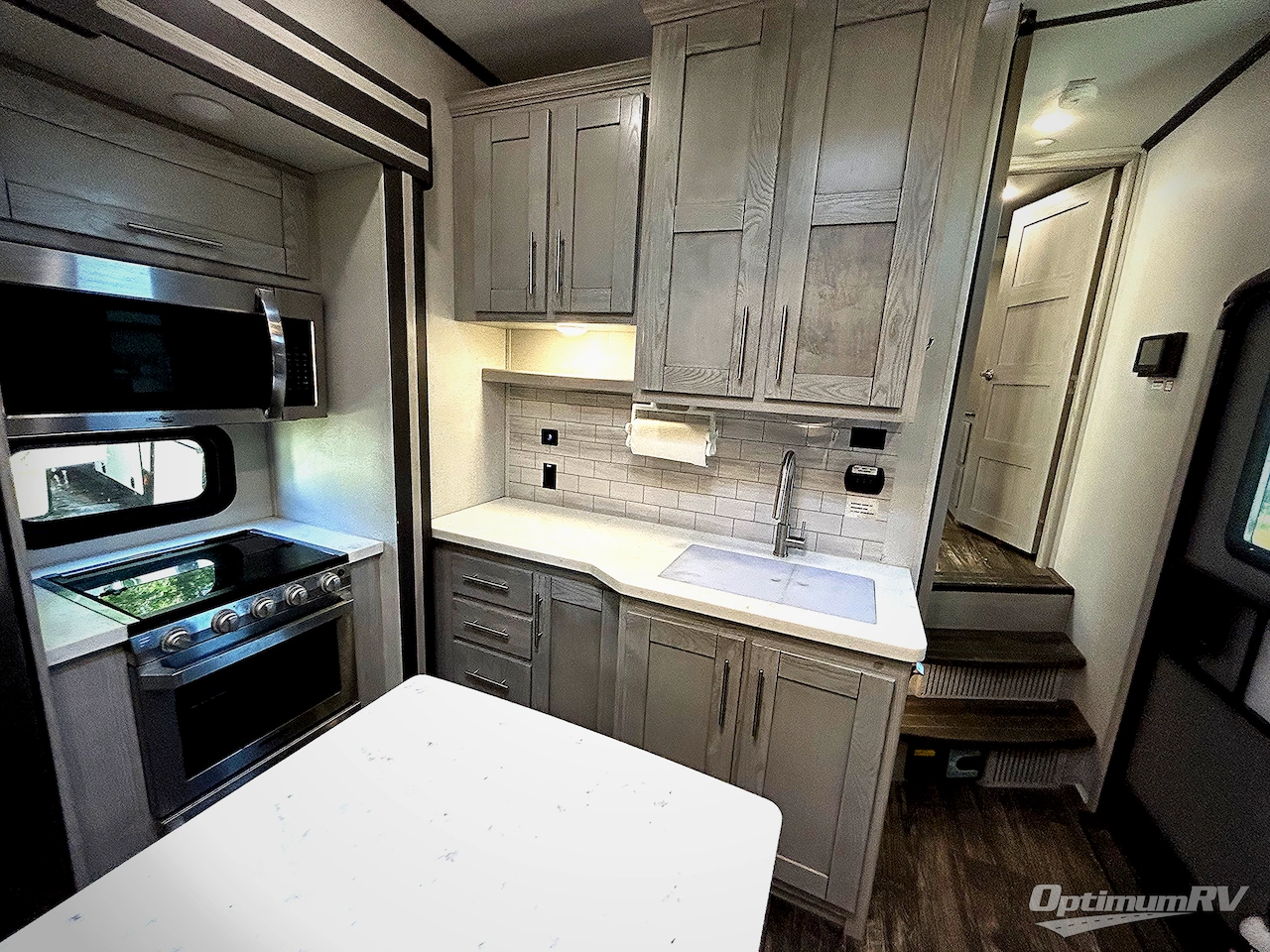 2021 Keystone Fuzion 373 Photo 13