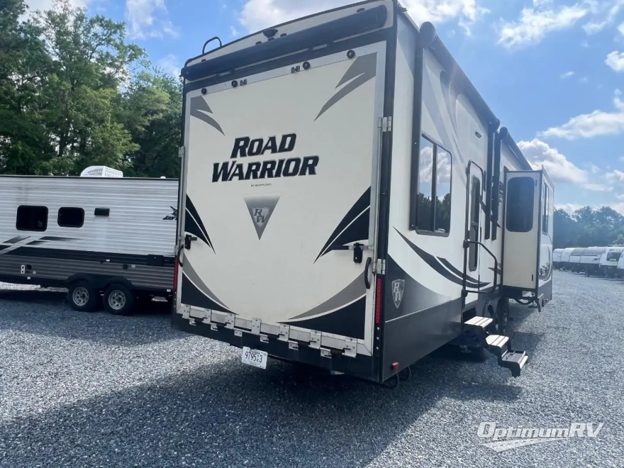 2018 Heartland Road Warrior 429 Photo 2