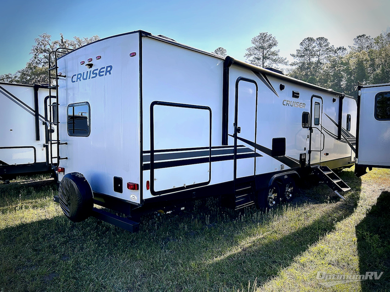 2021 CrossRoads Cruiser Aire CR33BHB Photo 2