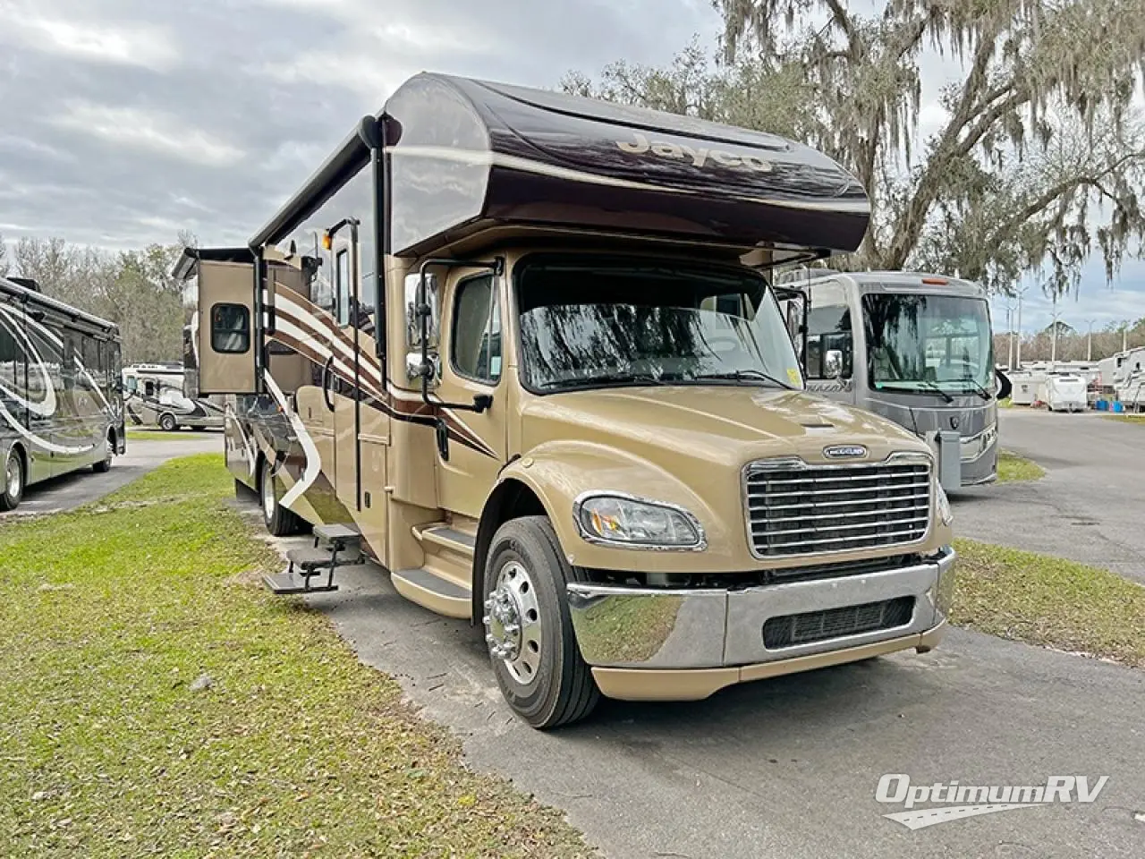 2015 Jayco Seneca 37RB Photo 1