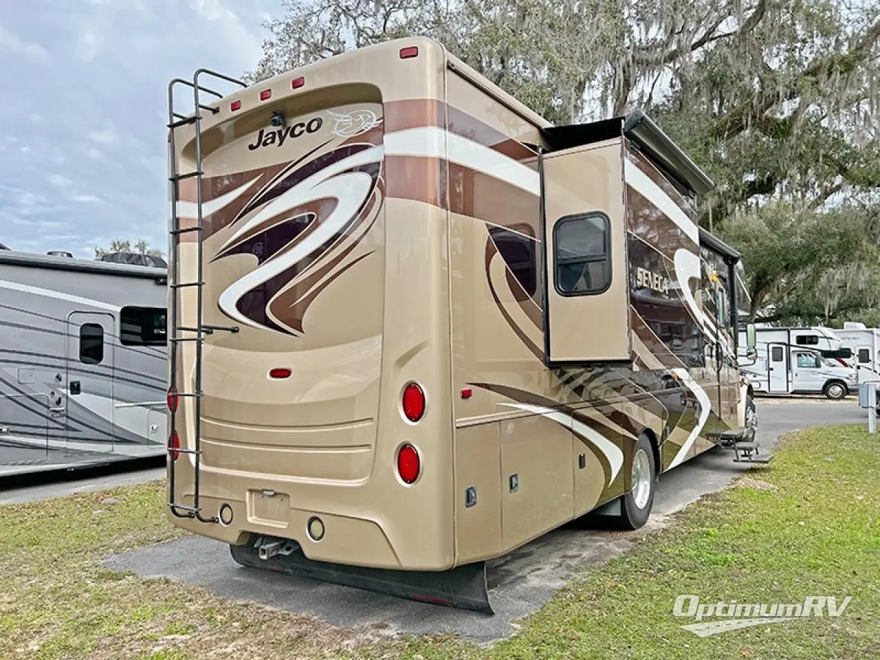 2015 Jayco Seneca 37RB Photo 2